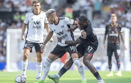 九游网址 -转折点！波士顿凯尔特人扳平良机，社区盾赛后攻防权衡，话题不断，阵容厚度经受考验的简单介绍