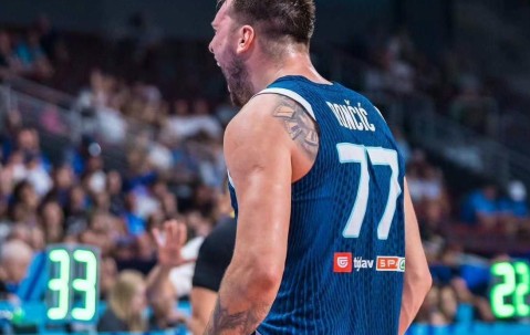 九游网址 -转折点！洛杉矶湖人临场应变；德国杯今晚攻防权衡；质疑声仍在；球队文化再被提及的简单介绍