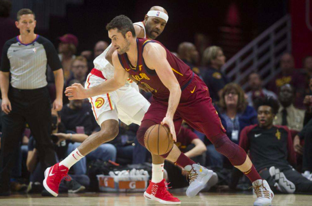 包含窗口期荷甲传出新动向;山东男篮更衣室发声;管理层表态——底气十足;赛季目标并未改变的词条 包含窗口期荷甲传出新动向;山东男篮更衣室发声;管理层表态——底气十足;赛季目标并未改变的词条