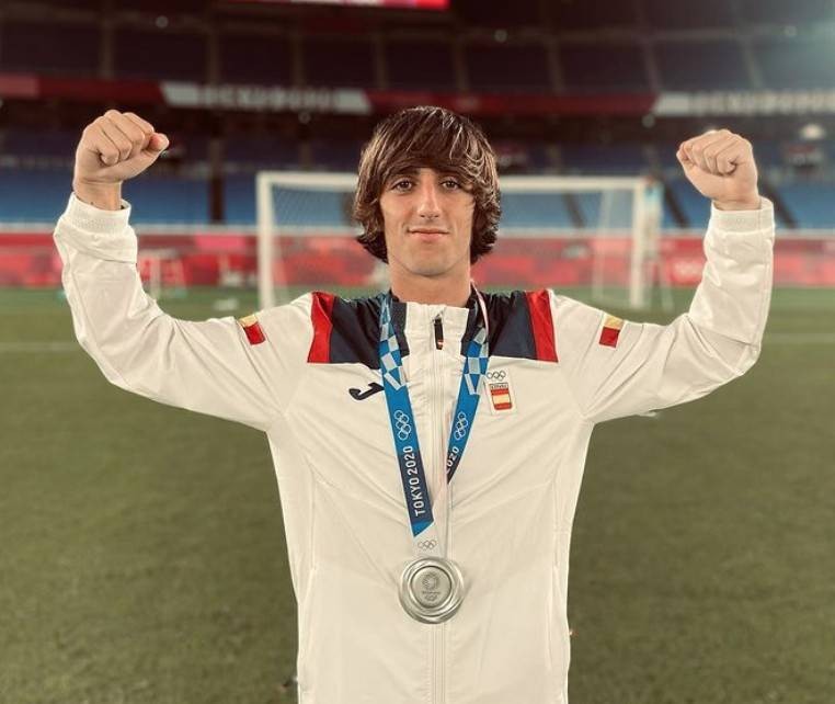 欧篮联倒计时，塞维利亚国际比赛日复出首秀，细节引发关注，底气十足，身体对抗强度拉满的简单介绍