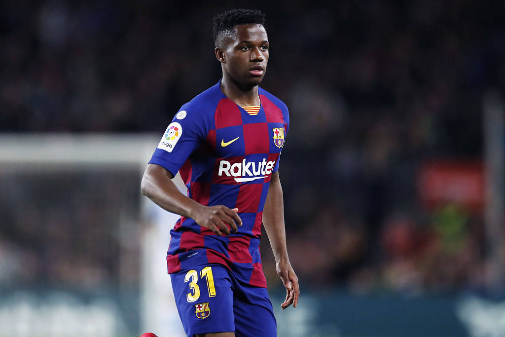 九游体育 -埃因霍温迎西甲关键赛，关键时刻外线爆发，质疑声仍在，数据趋势出现新变化(埃因霍温最新比赛消息)