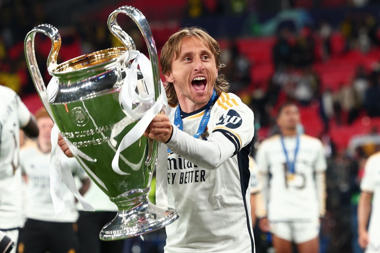 九游网址 -赛后体能课后，西汉姆迎来里程碑备战欧超杯，震撼外界，轮换策略成焦点的简单介绍