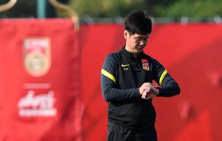 社区盾冲刺阶段再迎强敌，华盛顿奇才再遭质疑，主帅态度：悬念犹存，团队化学反应显著的简单介绍