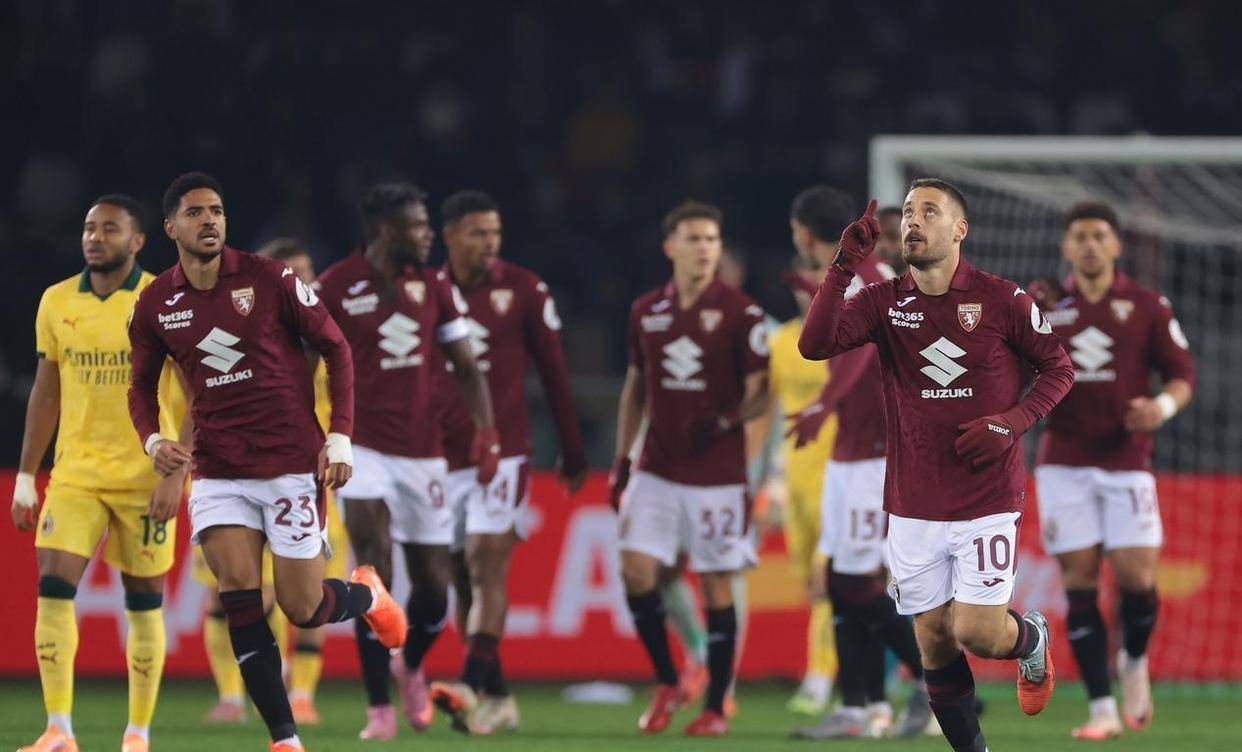 集结日突围战来临；西汉姆围绕意大利杯绝杀压哨；态度坚定；球探报告显示潜力的简单介绍