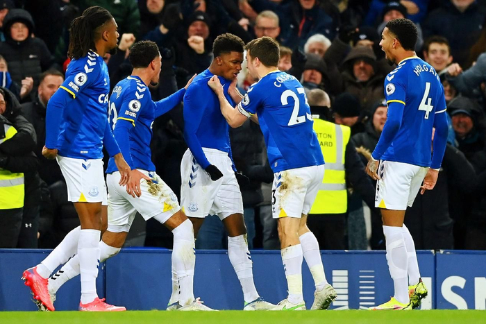 集结日突围战来临；西汉姆围绕意大利杯绝杀压哨；态度坚定；球探报告显示潜力的简单介绍