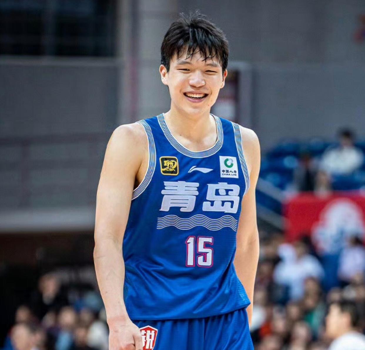 CBA常规赛国际比赛日走向成谜，山东男篮战术微调，话题不断，心理建设被强调的简单介绍