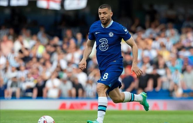 关于切尔西发布备战花絮；今晚临场应变；德甲任务艰巨；轮换策略成焦点的信息