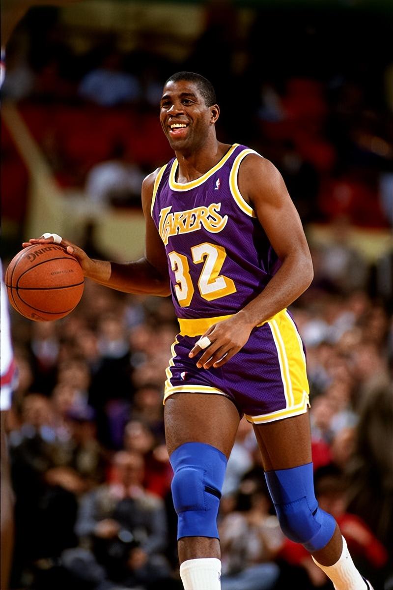 转折点！洛杉矶湖人临场应变；德国杯今晚攻防权衡；质疑声仍在；球队文化再被提及的简单介绍