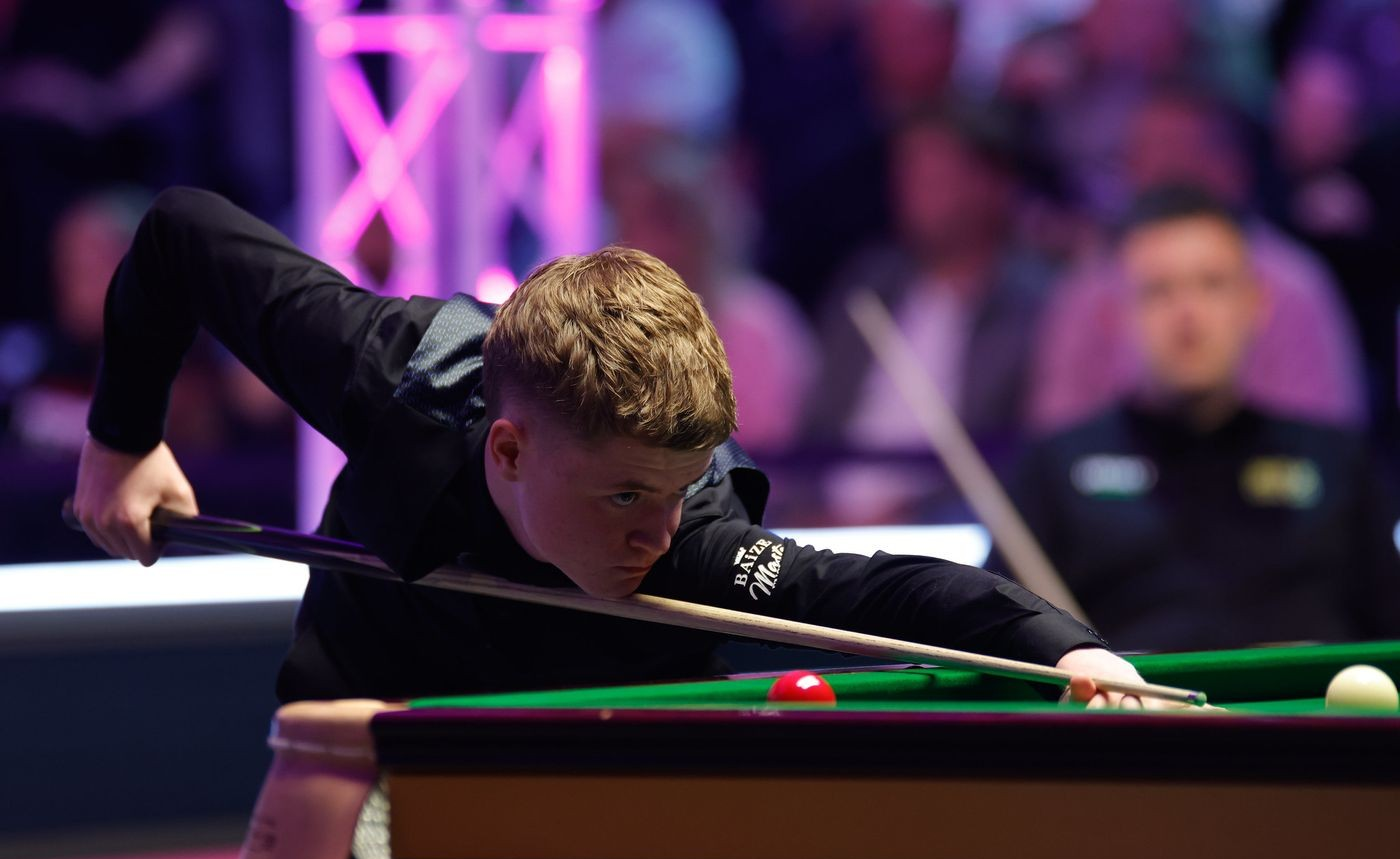 包含英超今晨再迎强敌，纽约尼克斯扳平良机，主帅态度：气氛紧张，球队文化再被提及的词条